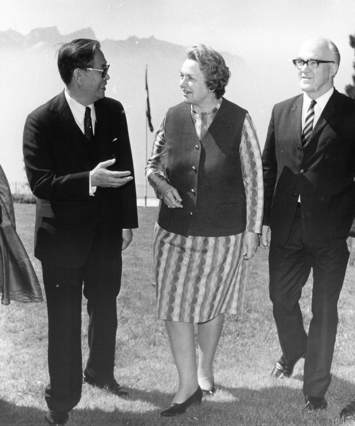 Anasuya Paithankar,Yil Hyung Chyung,Constance Monks,Donald Simpson,Kumalau Tawali