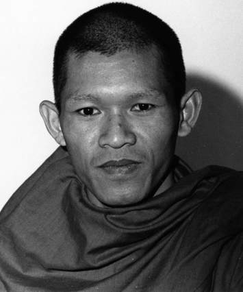 Heng Monichenda portrait photo