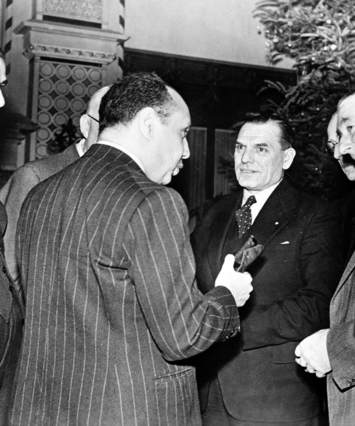 Mahmoud Mochaver,Salah El-Din Pascha,Tom Oswald,Joseph Sparks,Stan Awbery