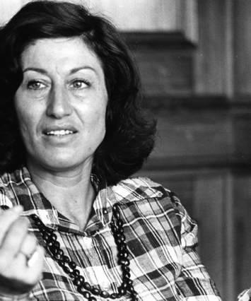 Maroula Stephou portrait photo