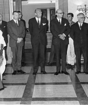 Ado Bayero,Person Unknown,Gerhard Grob,Daniel Mottu,person unknown hess,Ado Bayero,Person Unknown,Gerhard Grob,Daniel Mottu,person unknown ,Richard von Hessen,Hazhegi,Henrik Schaefer Group Photo