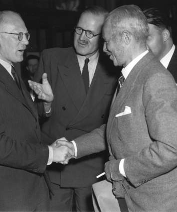 A.H.M. Wulff,Loudon Hamilton,Philippe Mottu,Henri Guisan Group Photo