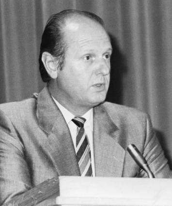 Jean-Pierre Schmidely Portrait Photo