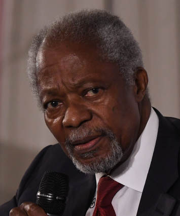 Kofi Annan colour portrait photo 