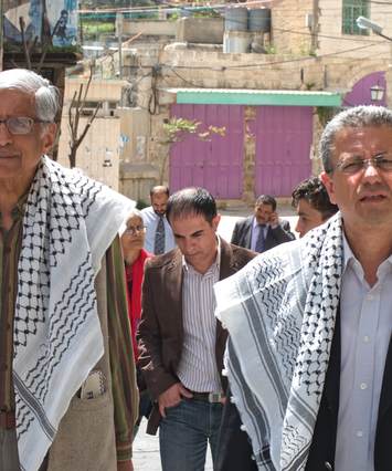 Rajmohan Gandhi with Mustapha Barghouthi in Hebron