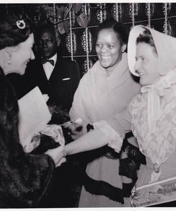 The Grand Duchess of Luxemburg meets members of the visiting group