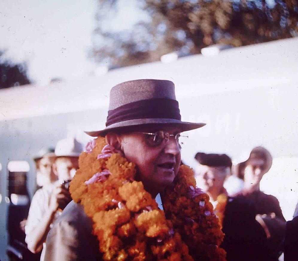 Frank Buchman in Ceylon, now called Sri Lanka For a new world