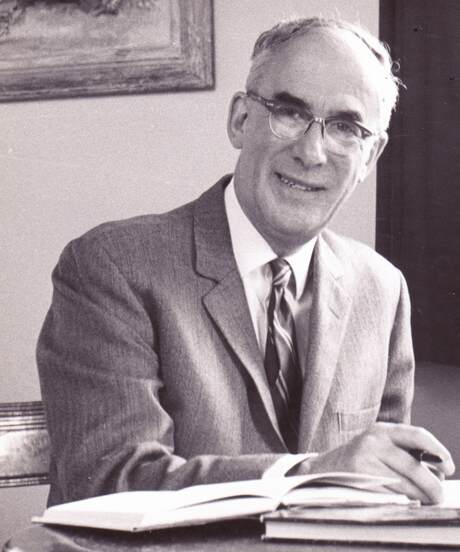 Alan Thornhill, portrait photo
