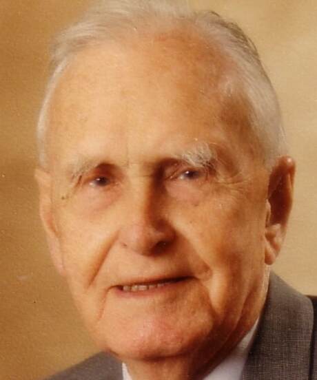 Hugh Elliott portrait photo
