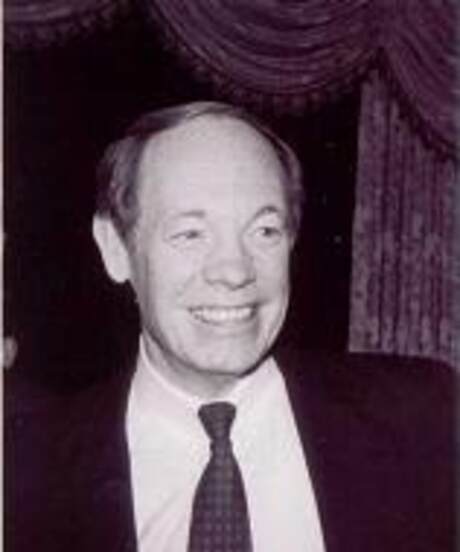 Douglas Johnston, portrait