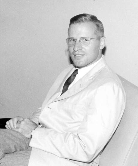 Dr William Close