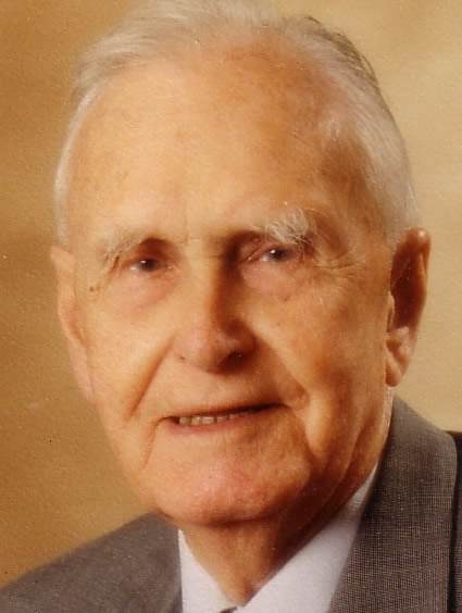 Hugh Elliott portrait photo