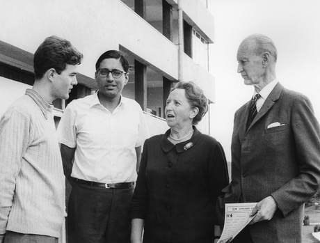 Magnus Robach, Rajmohan Gandhi, Mrs.Borg Sundman, James Dickson, B&W portrait photo