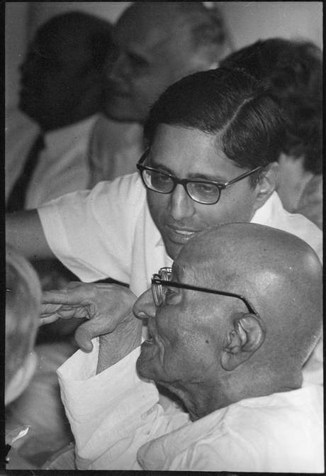 Rajmohan Gandhi, Chakravarti Rajagopalachari