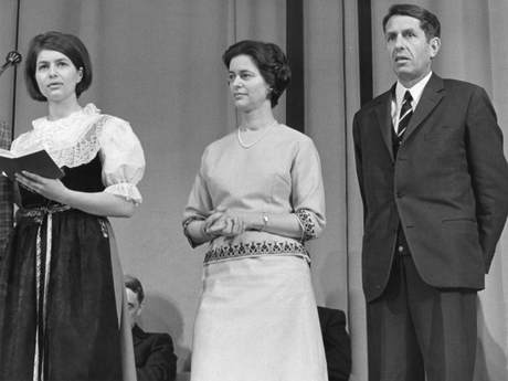Gabrielle, Jeanine, Pierre Chavanne, B&W portrait photo