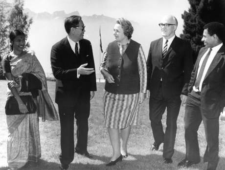 Anasuya Paithankar,Yil Hyung Chyung,Constance Monks,Donald Simpson,Kumalau Tawali