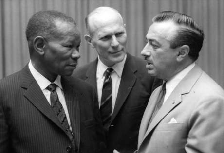 Philip Qipa (P.Q.) Vundla,Bremer Hofmeyr,Orencio Cesar Anaya