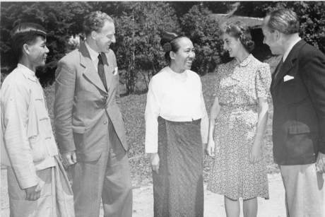 Francis Ah Mya,Jack McCaughey,Daw Nyen Tha,Betty Crossman,Duncan Davidson Group Photo