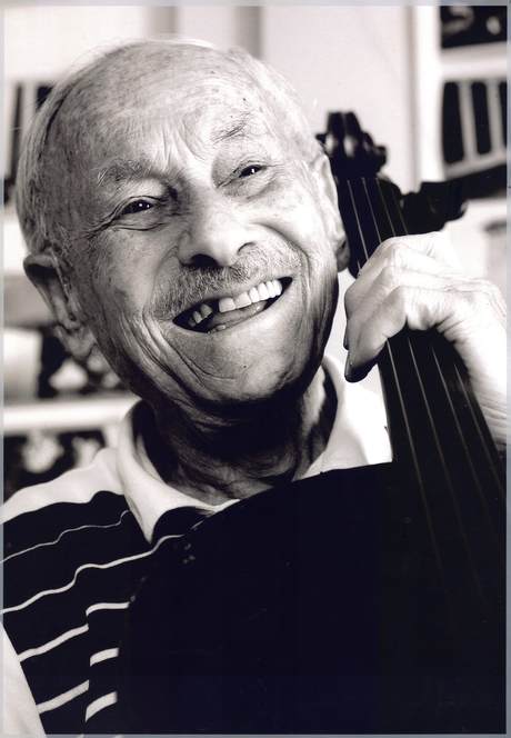 Werner Haller portrait with ceello from 2008