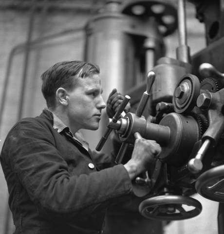 Duncan Corcoran with lathe